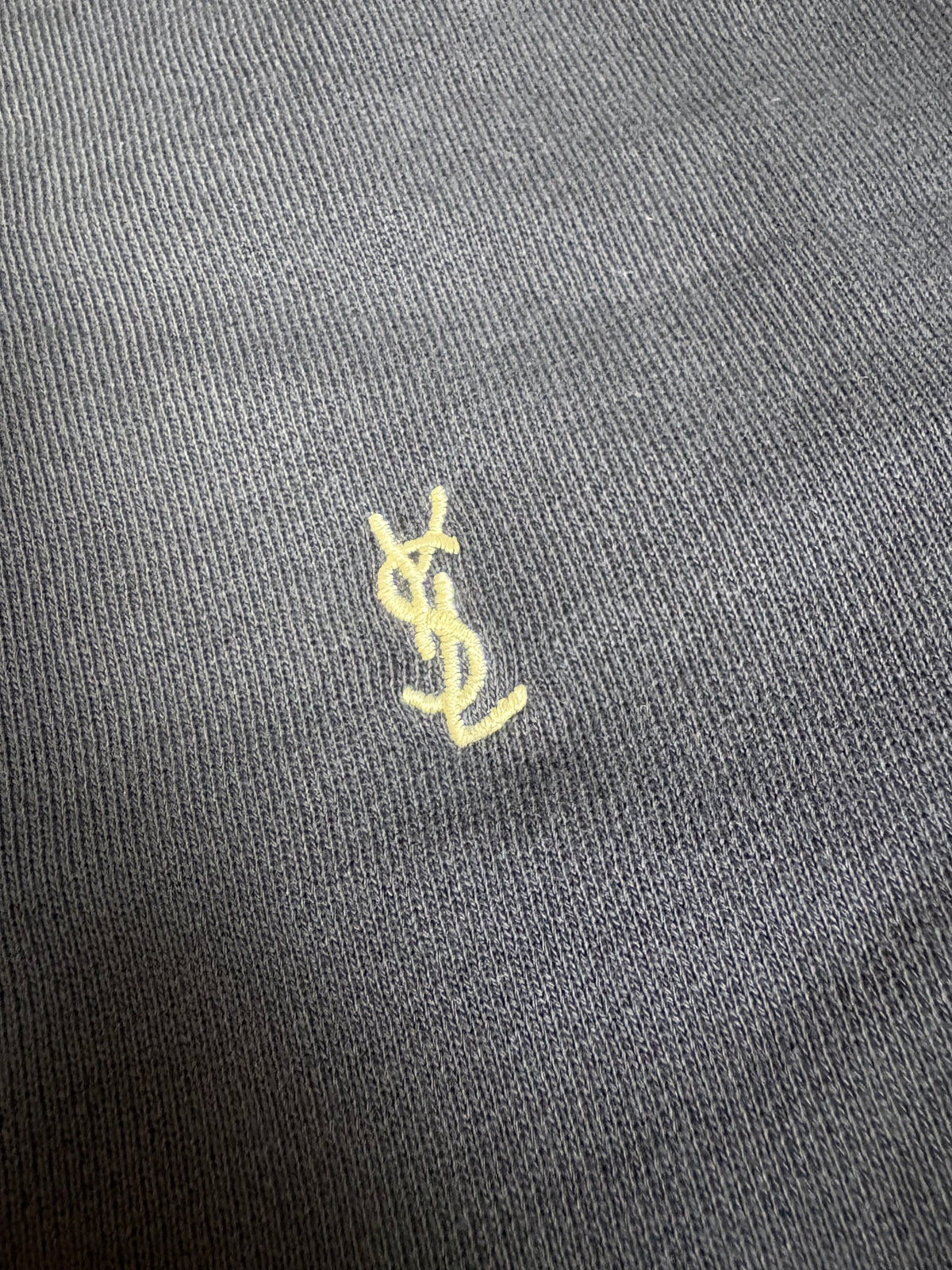 Weitere Detailaufnahme der Yves Saint Laurent Vintage Jacke