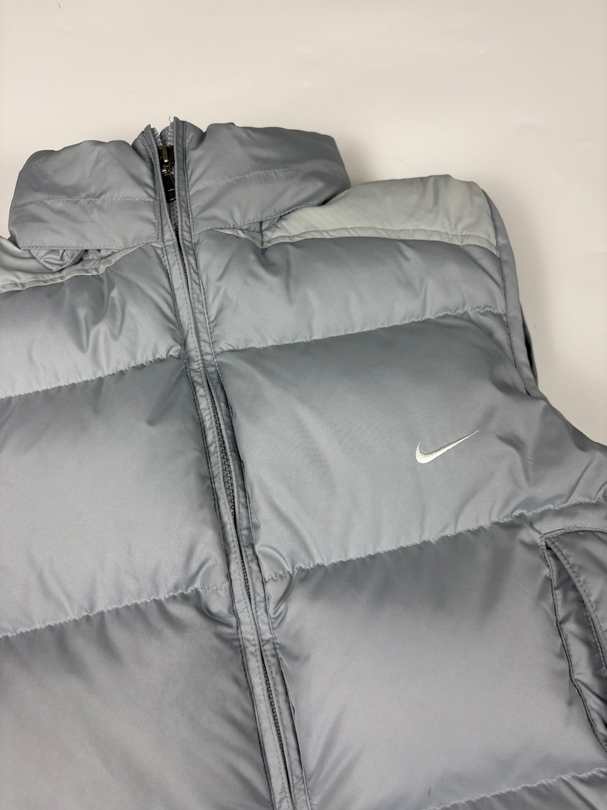 Nike Vintage Pufferweste – Produktansicht 2