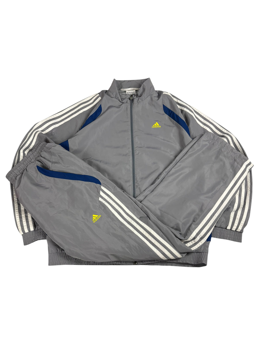 Adidas 3-Streifen Vintage Tracksuit in Grau und Schwarz als kompletter Zweiteiler