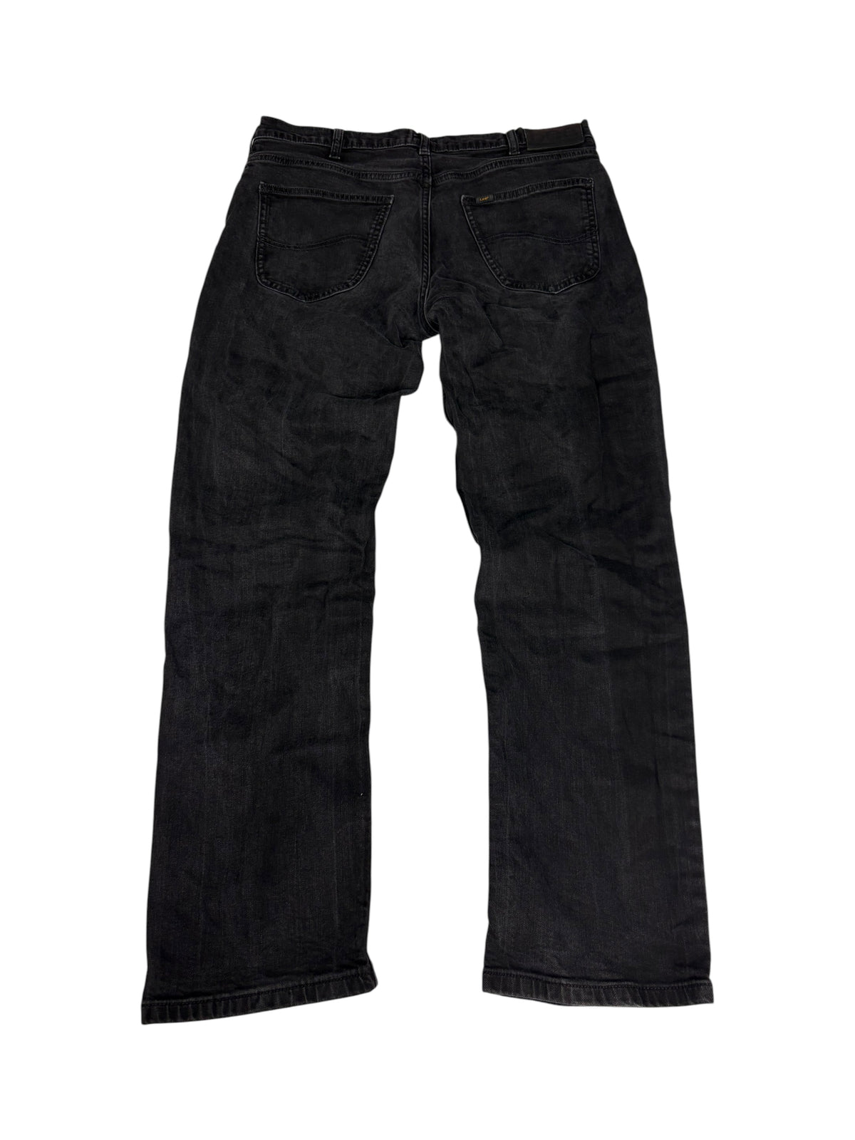 Lee Brooklyn Straight Vintage Jeans in Schwarz in vollständiger Vorderansicht