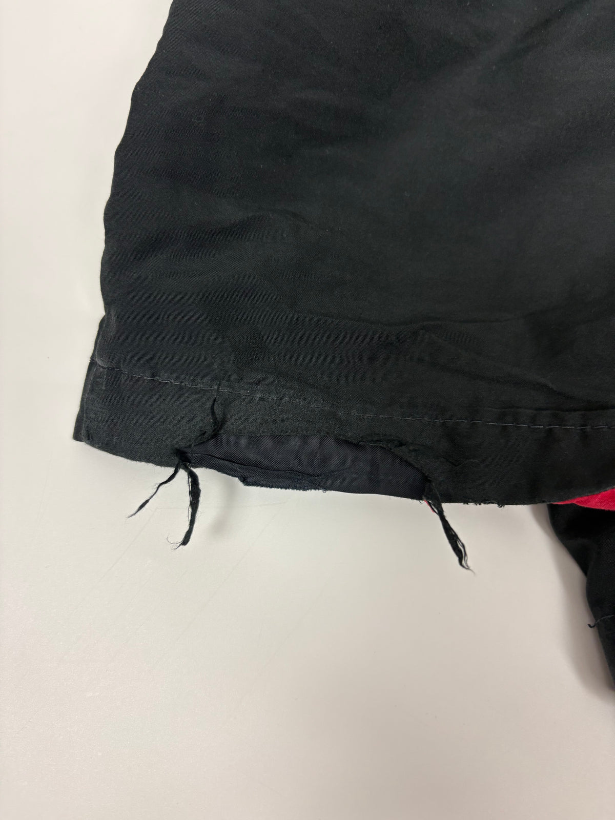 Adidas Vintage Trackpants – Schwarz/Rot