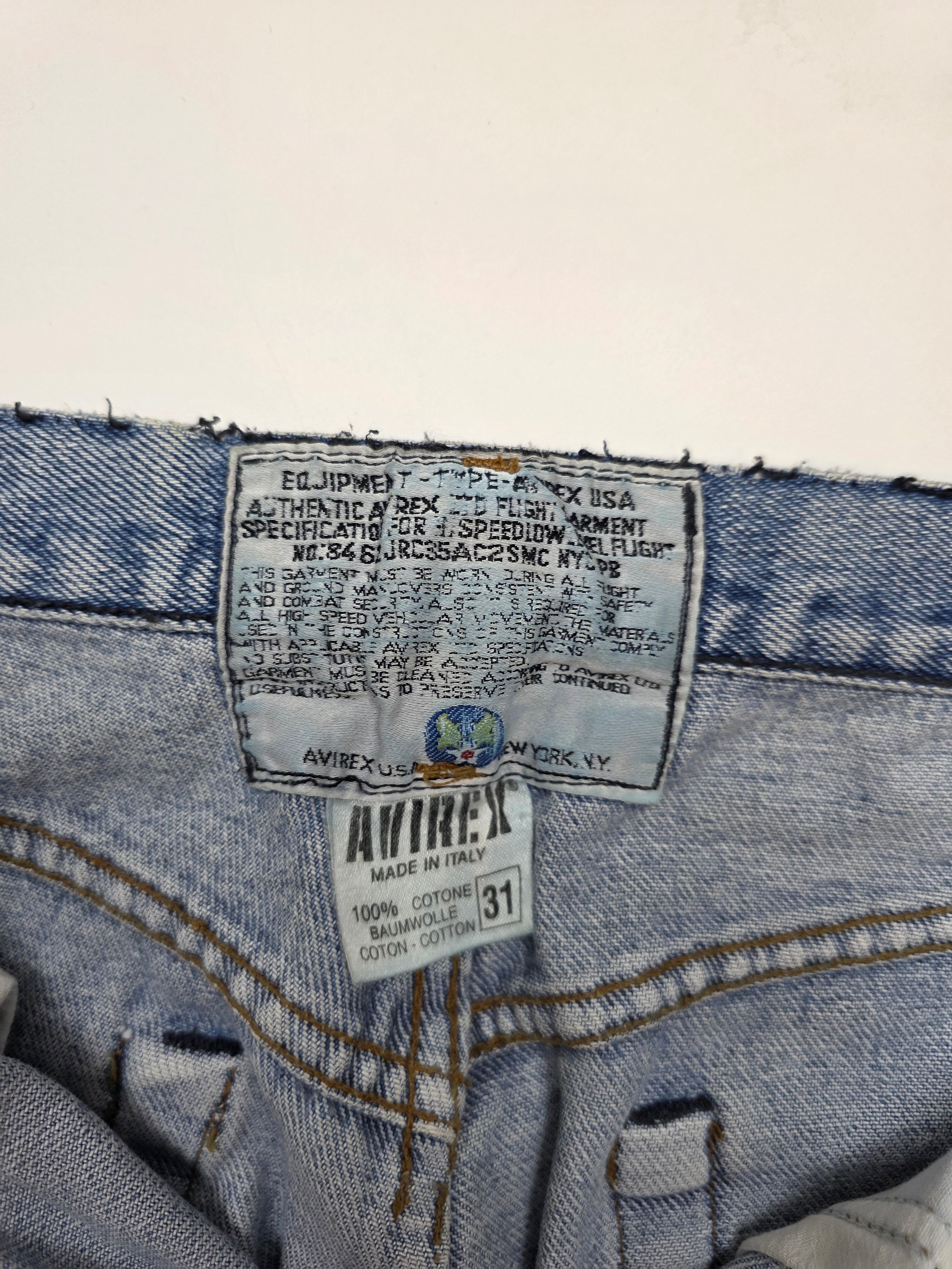 Vintage Avirex Jeans Etikett, hellblaue Denimhose, Größe 31, 100% Baumwolle, Made in Italy