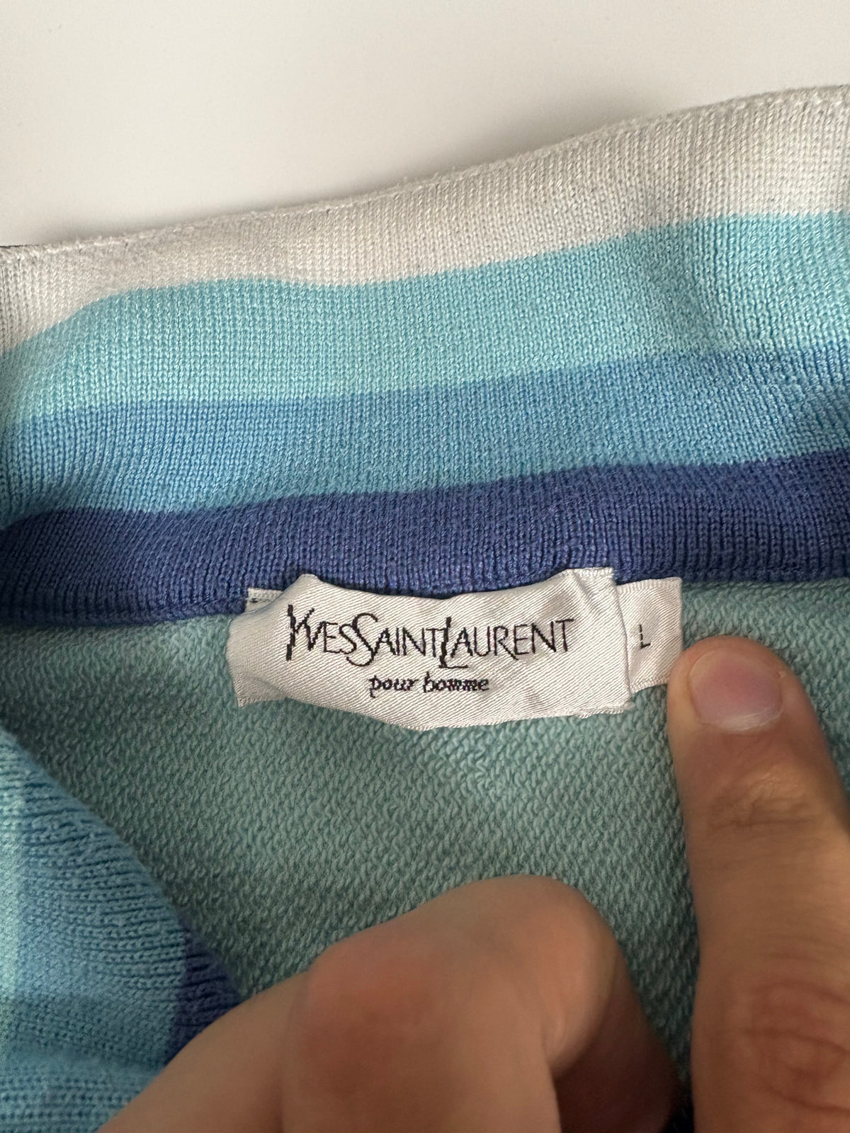 Nahaufnahme der YSL Vintage Zip Trackjacket