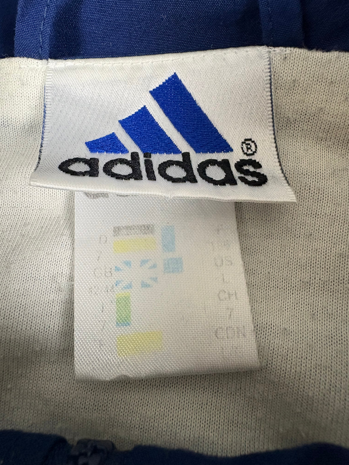 Adidas Rundlogo Vintage Trackjacket in Grau/Navy – Etikett