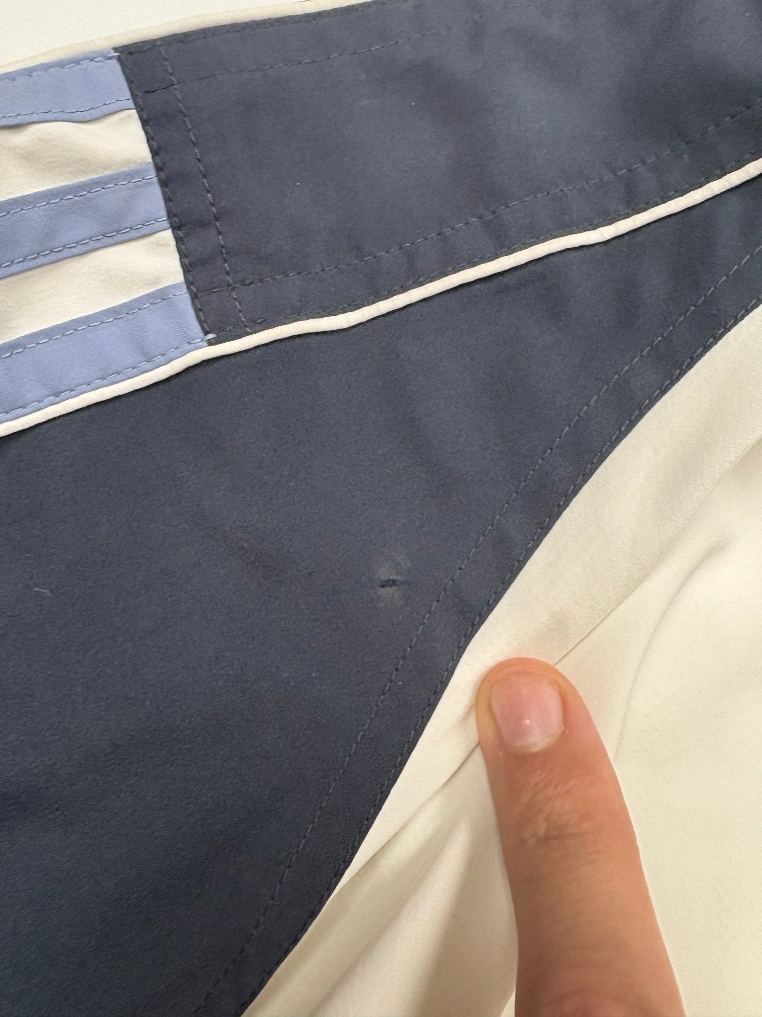 Adidas 3 - Streifen Y2K Vintage Tracksuit – Weiß/Navy (M) - PKeyVintage