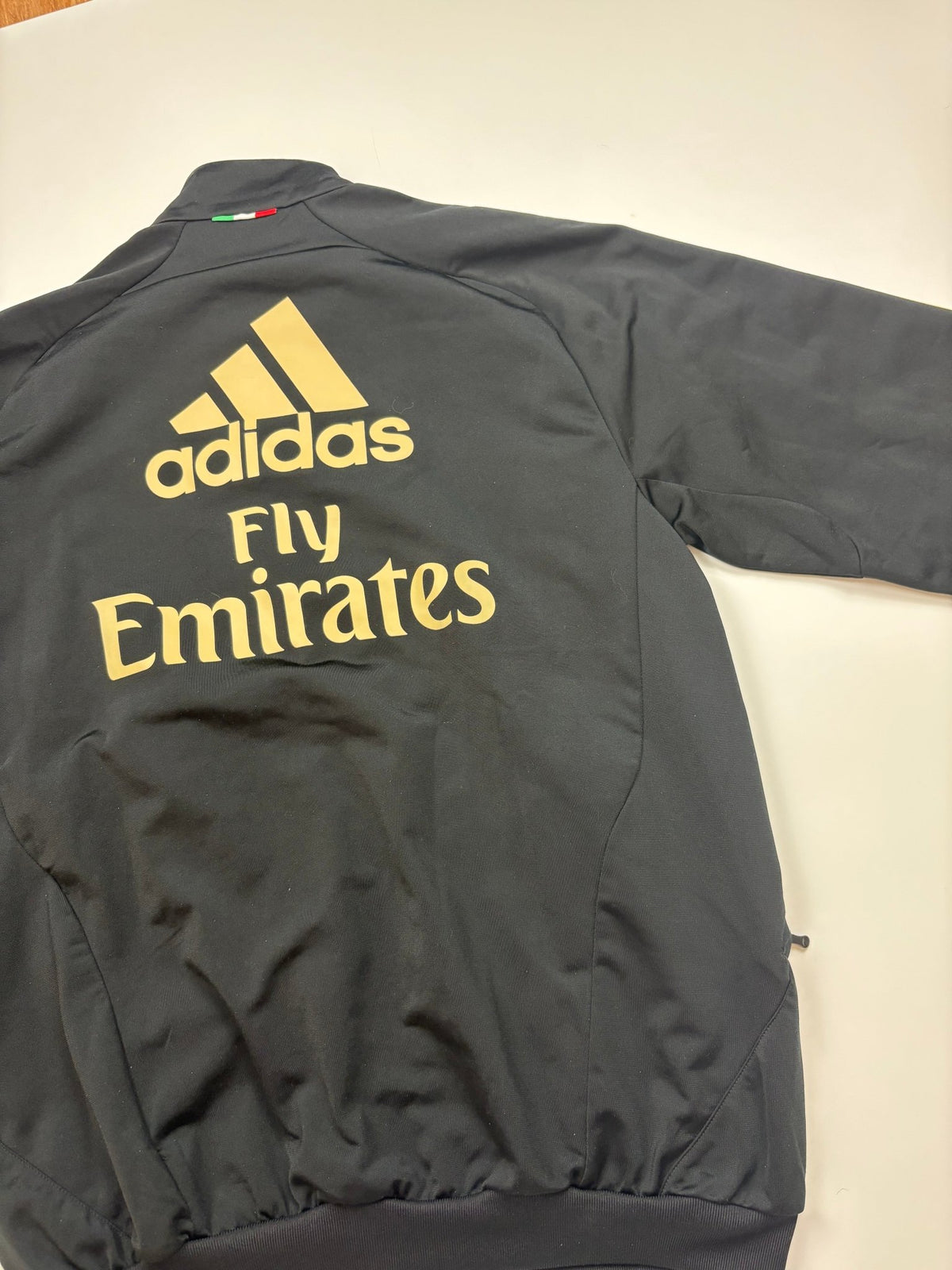 Adidas AC Milan Fly Emirates 2010 Vintage Tracksuit – Schwarz/Gold (L) - PKeyVintage