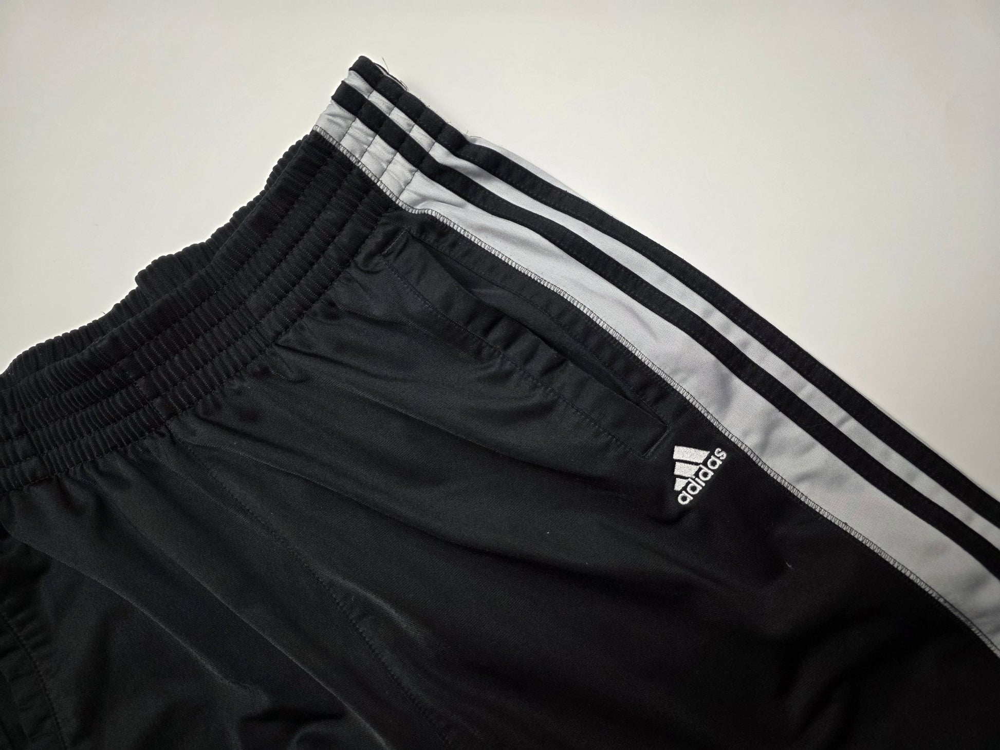 Adidas Adibreak Vintage Trackpants – Schwarz/Weiß (XL) - PKeyVintage
