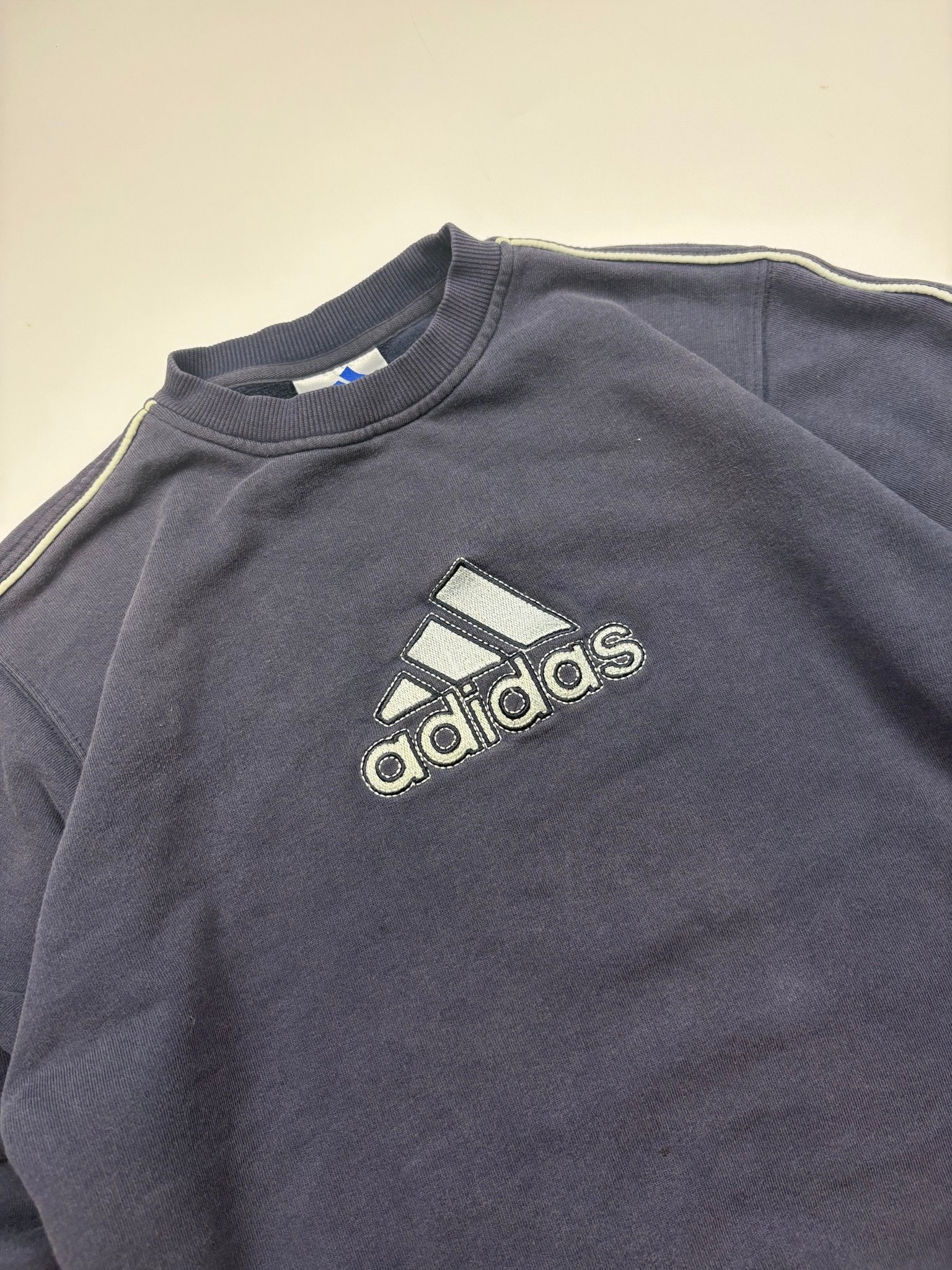 Adidas Big Logo Vintage Sweater – Navy (S) - PKeyVintage