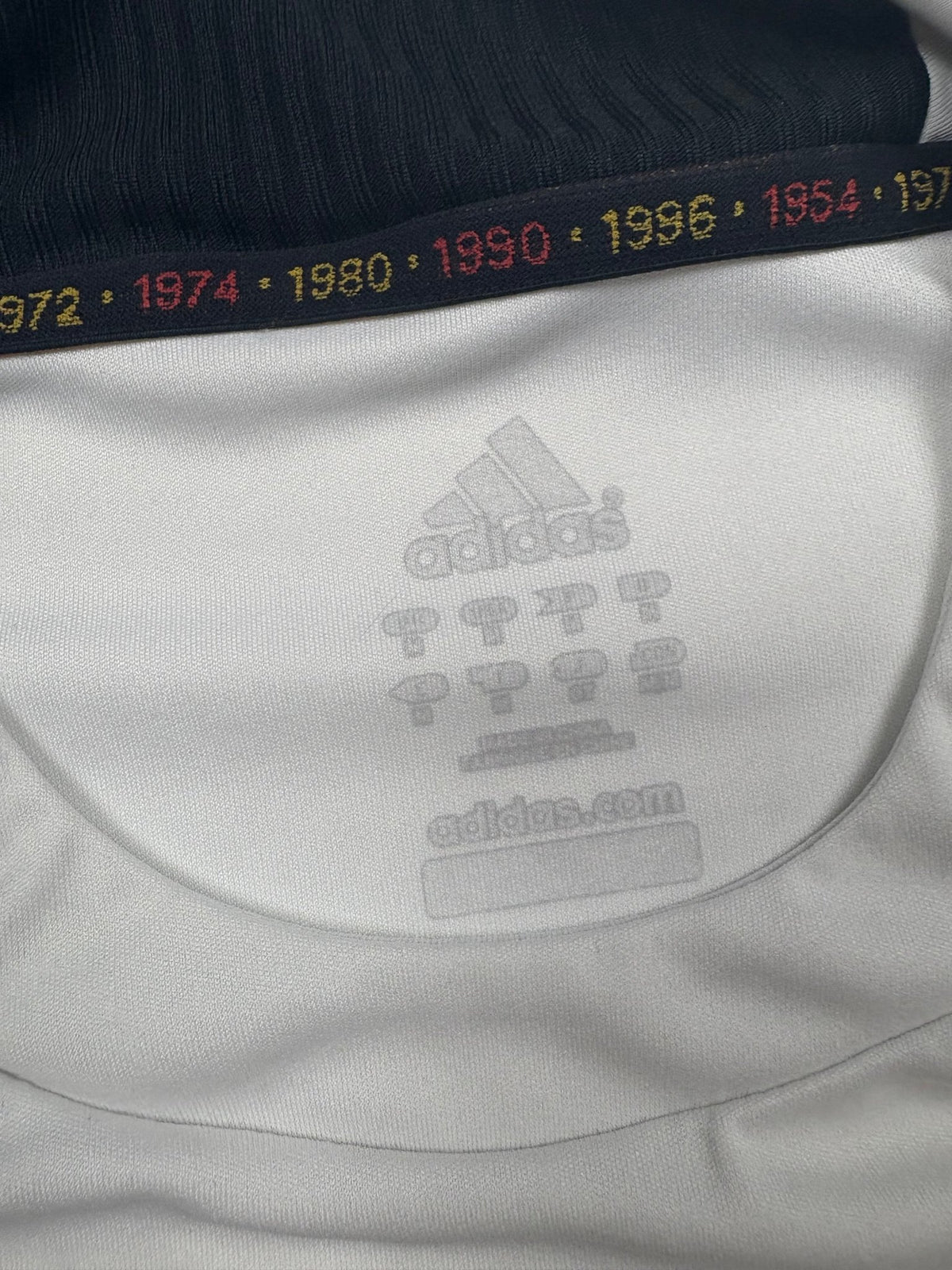 Adidas DFB 2008 Vintage Fußballtrikot – Weiß (M) - PKeyVintage