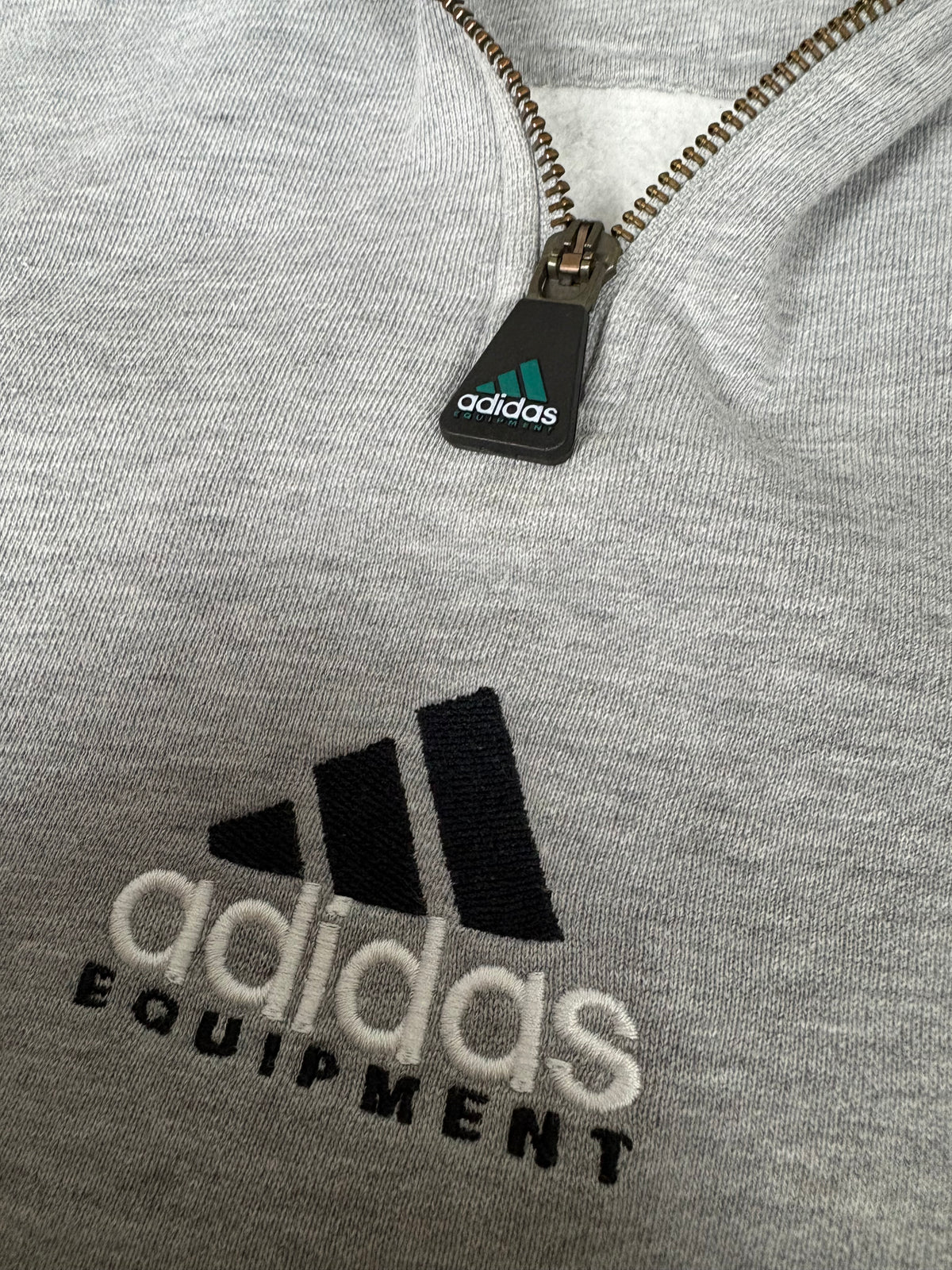 Adidas Equipment Half Zip – Zipper-Anhänger mit EQT Logo