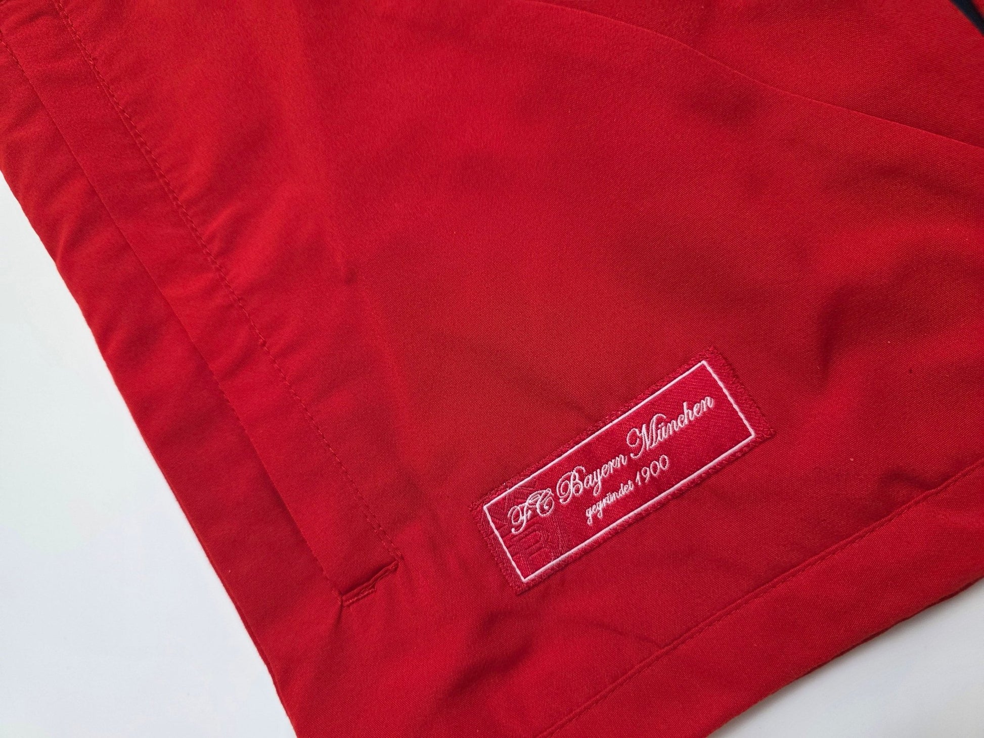 Adidas FC Bayern 2009 Vintage Tracksuit – Rot/Schwarz (XL) - PKeyVintage