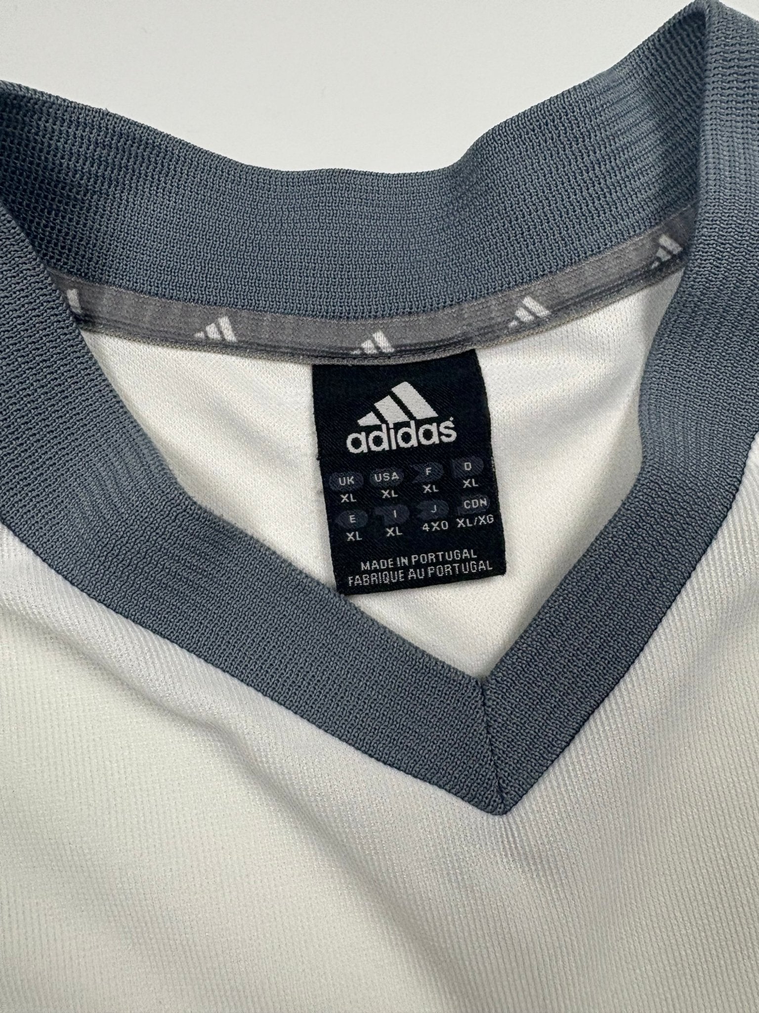 Adidas FC Bayern Ballack 13 Vintage Fußballtrikot – Weiß/Grau (XL) - PKeyVintage