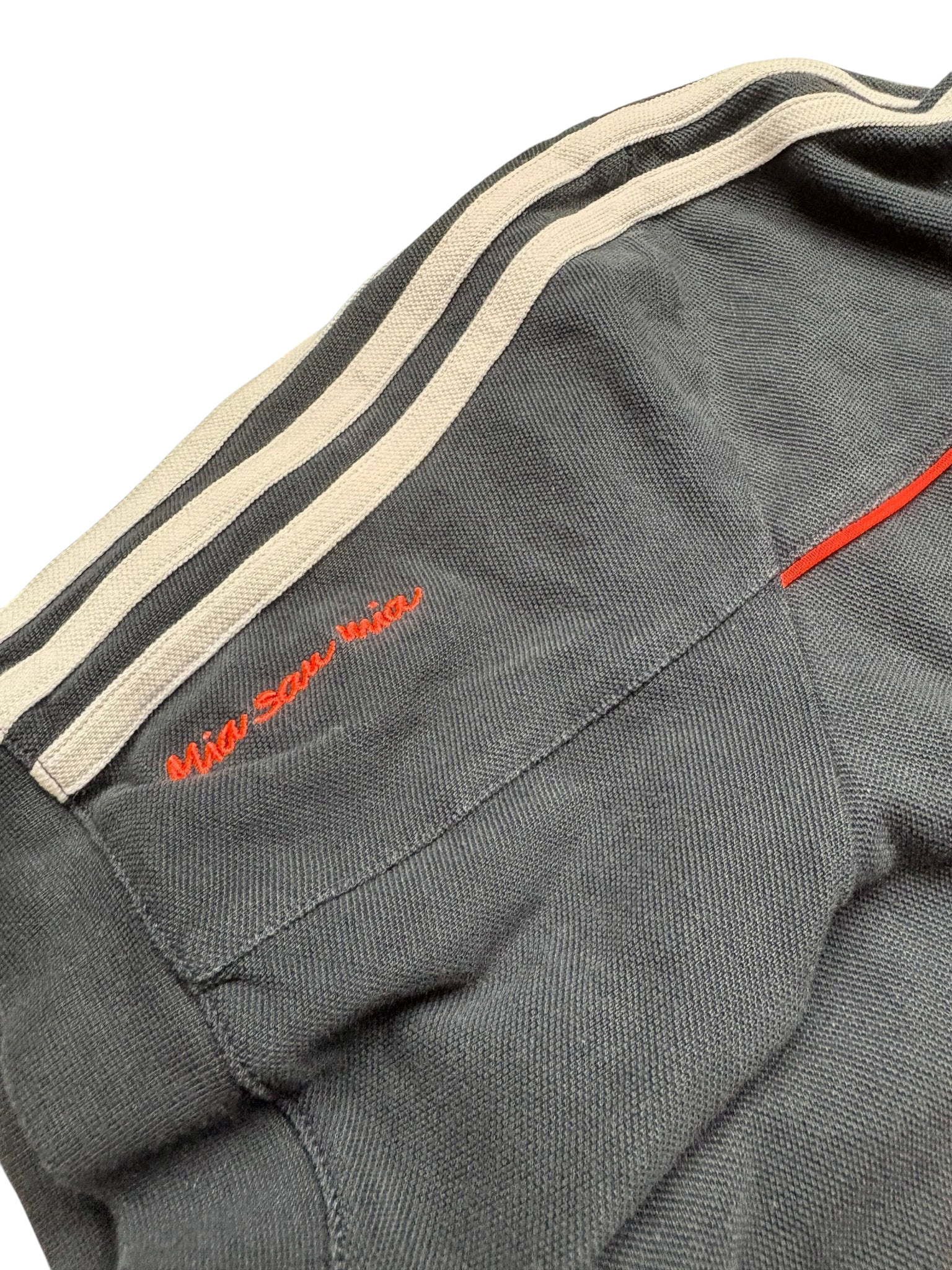 Adidas FC Bayern Vintage Polo Schwarz mit Wappen – Größe M - PKeyVintage