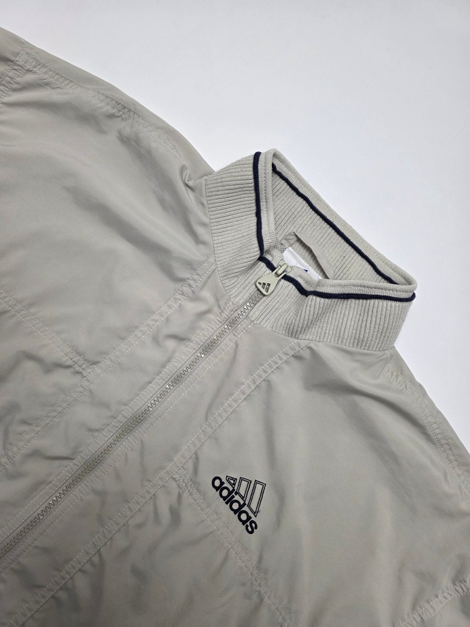 Adidas Rippkragen Vintage Trackjacket – Beige (M) - PKeyVintage