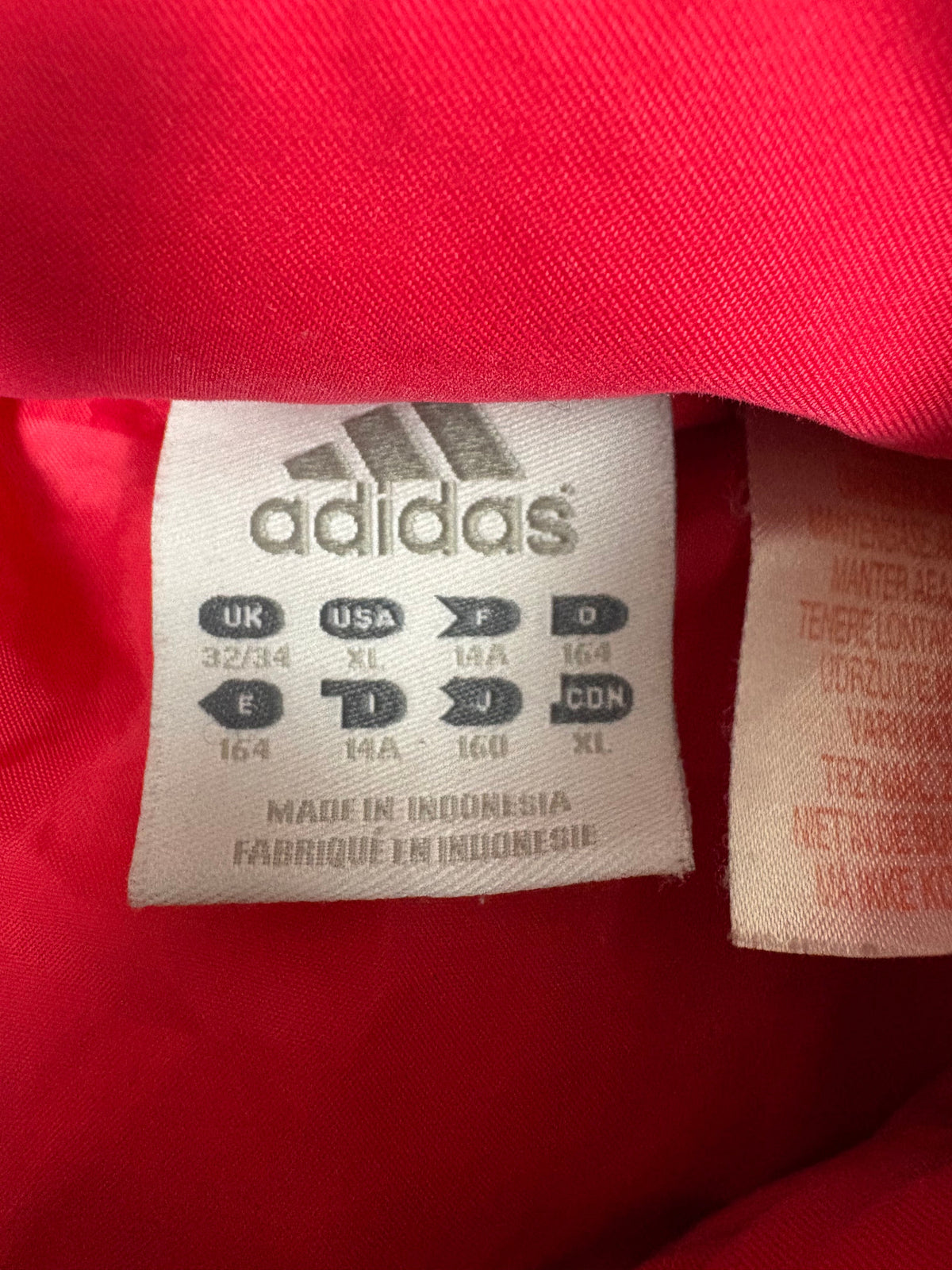 Adidas Vintage Pufferjacke – Produktansicht 6