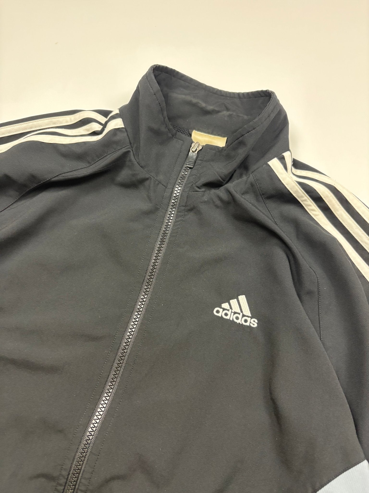Adidas Vintage Trainingsjacke Y2K 3 - Streifen – Schwarz/Grau (L) - PKeyVintage
