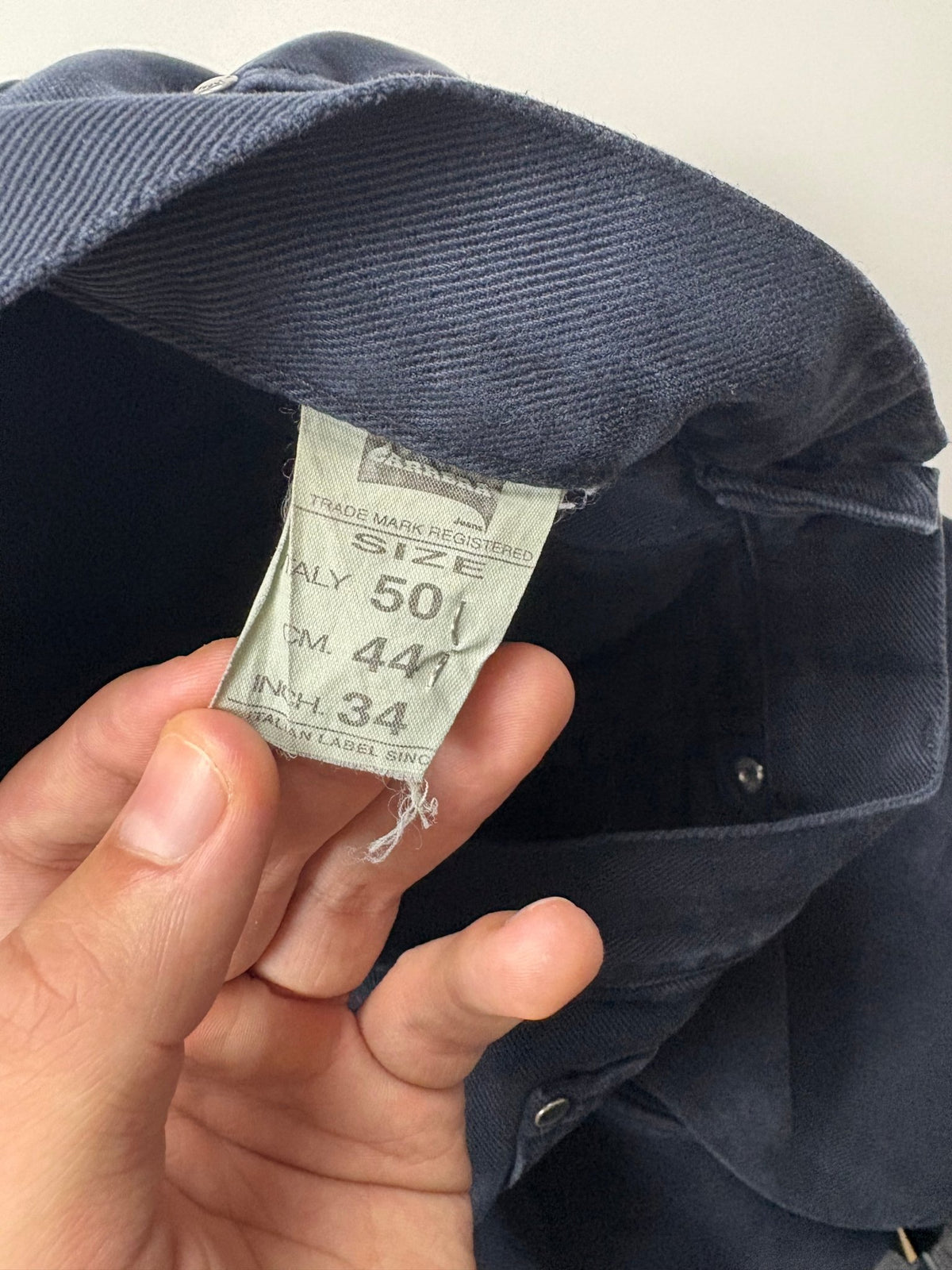Carrera Lederpatch Vintage Jeans in Navy – Etikett 3