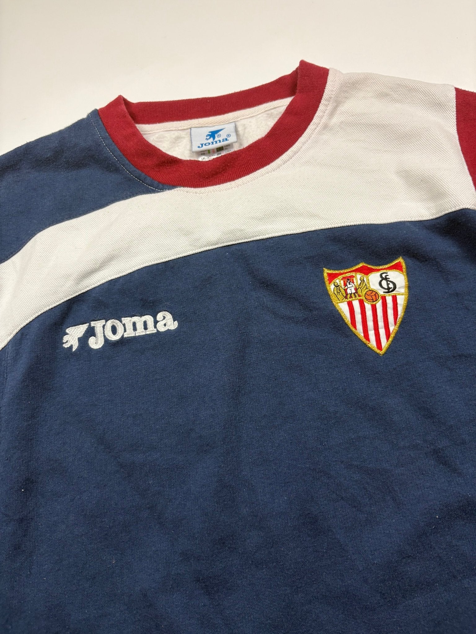 Joma FC Sevilla Crest Vintage Sweater – Navy/Weiß/Rot (XL) - PKeyVintage