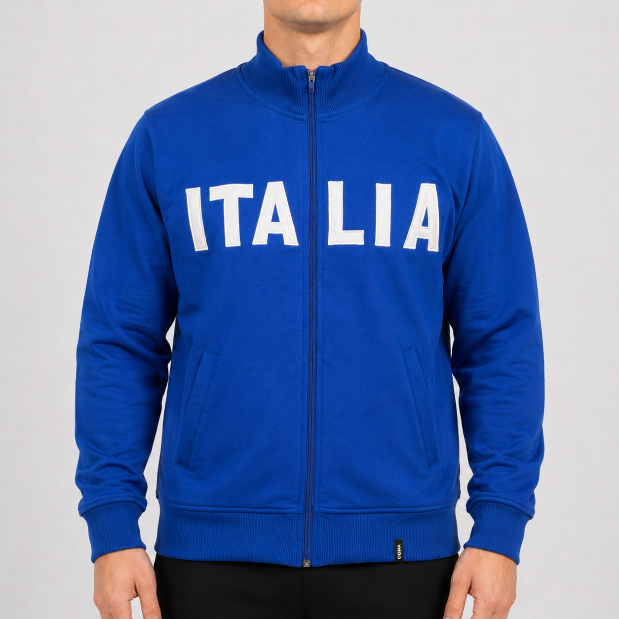 KI-gestütztes Tragebeispiel der COPA Italia Vintage Trackjacket Blau S