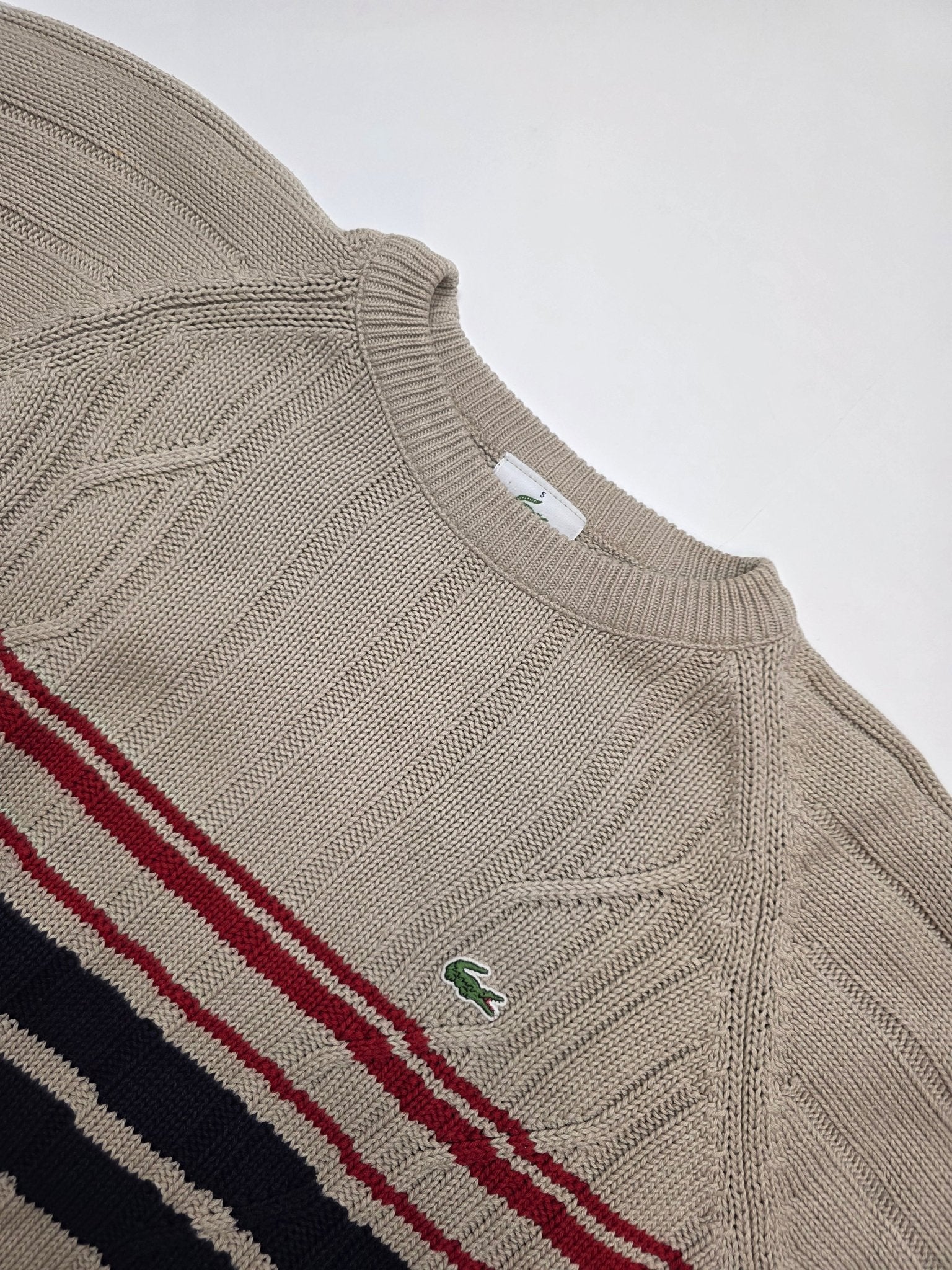 Lacoste Bruststreifen Vintage Strickpullover – Beige (M) - PKeyVintage