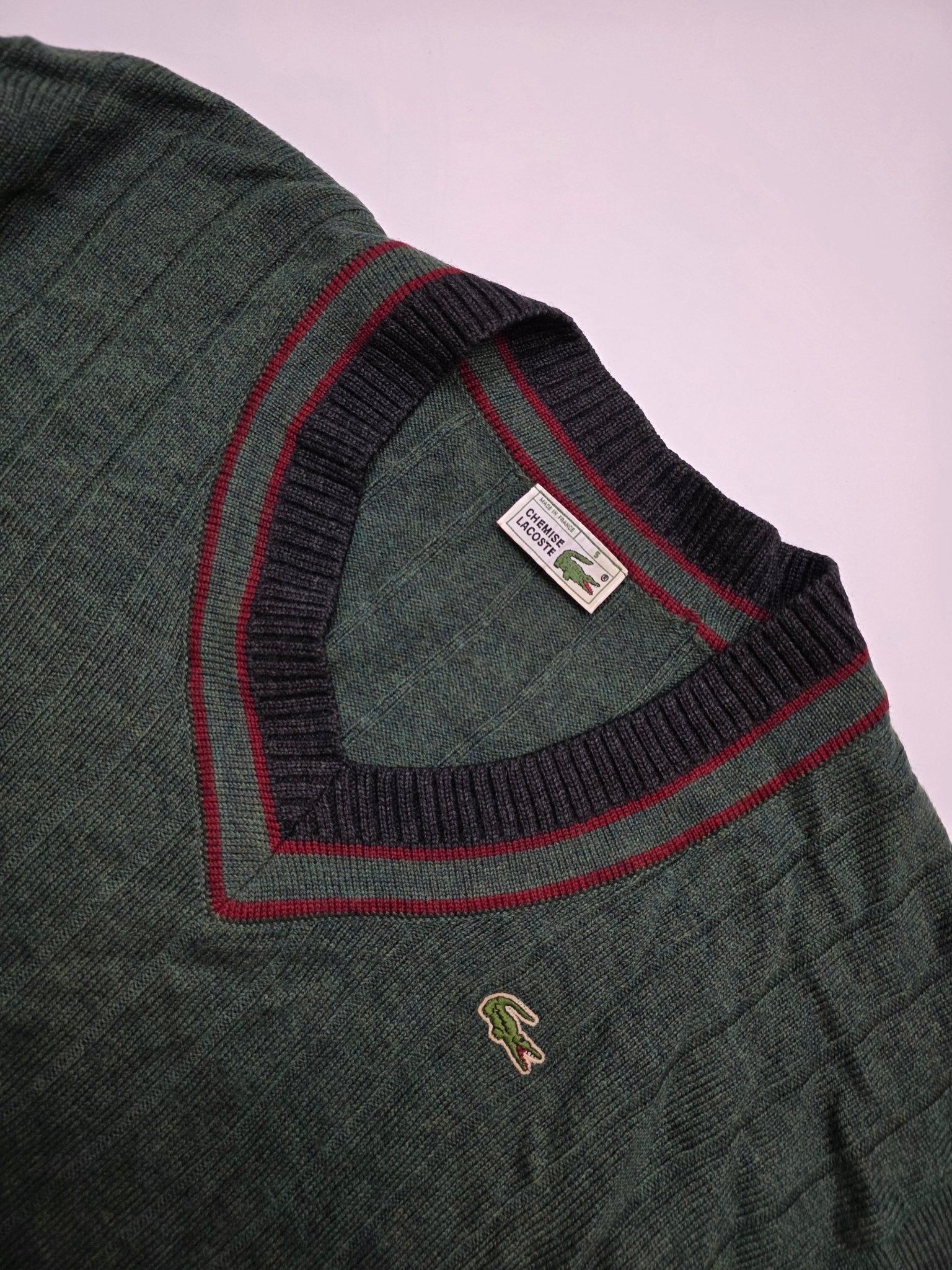 Lacoste V - Ausschnitt Vintage Strickpullover – Grün (5) - PKeyVintage