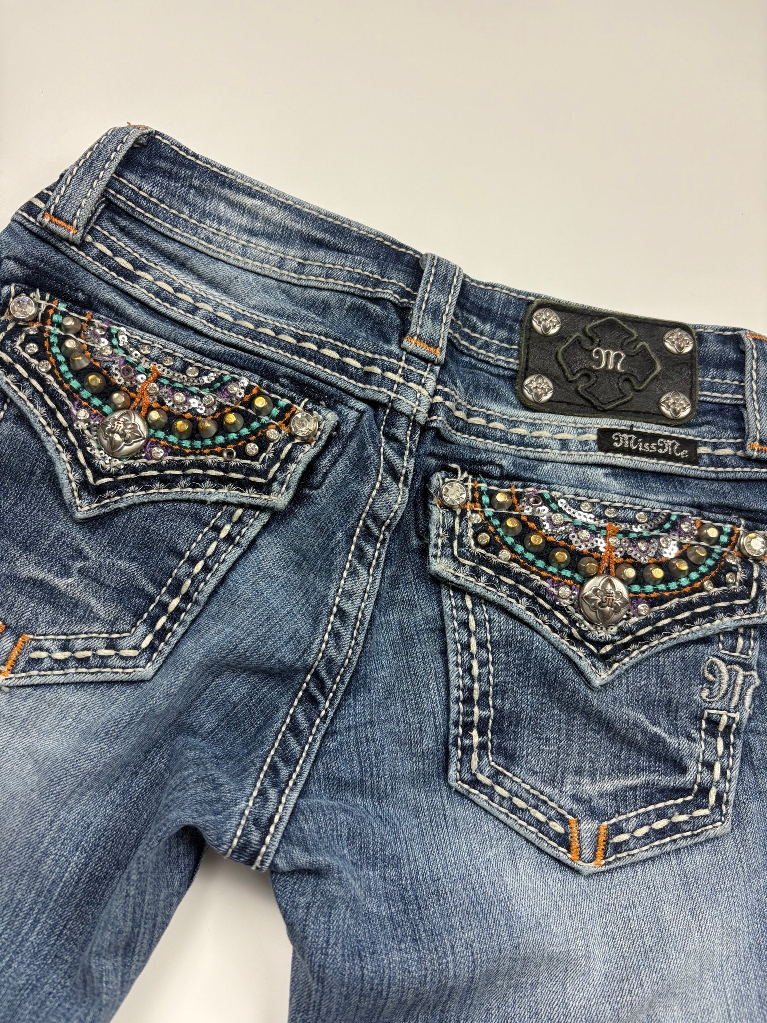 Miss Me Strass - Flap - Pocket Vintage Bootcut Jeans – Blue Wash (12) - PKeyVintage