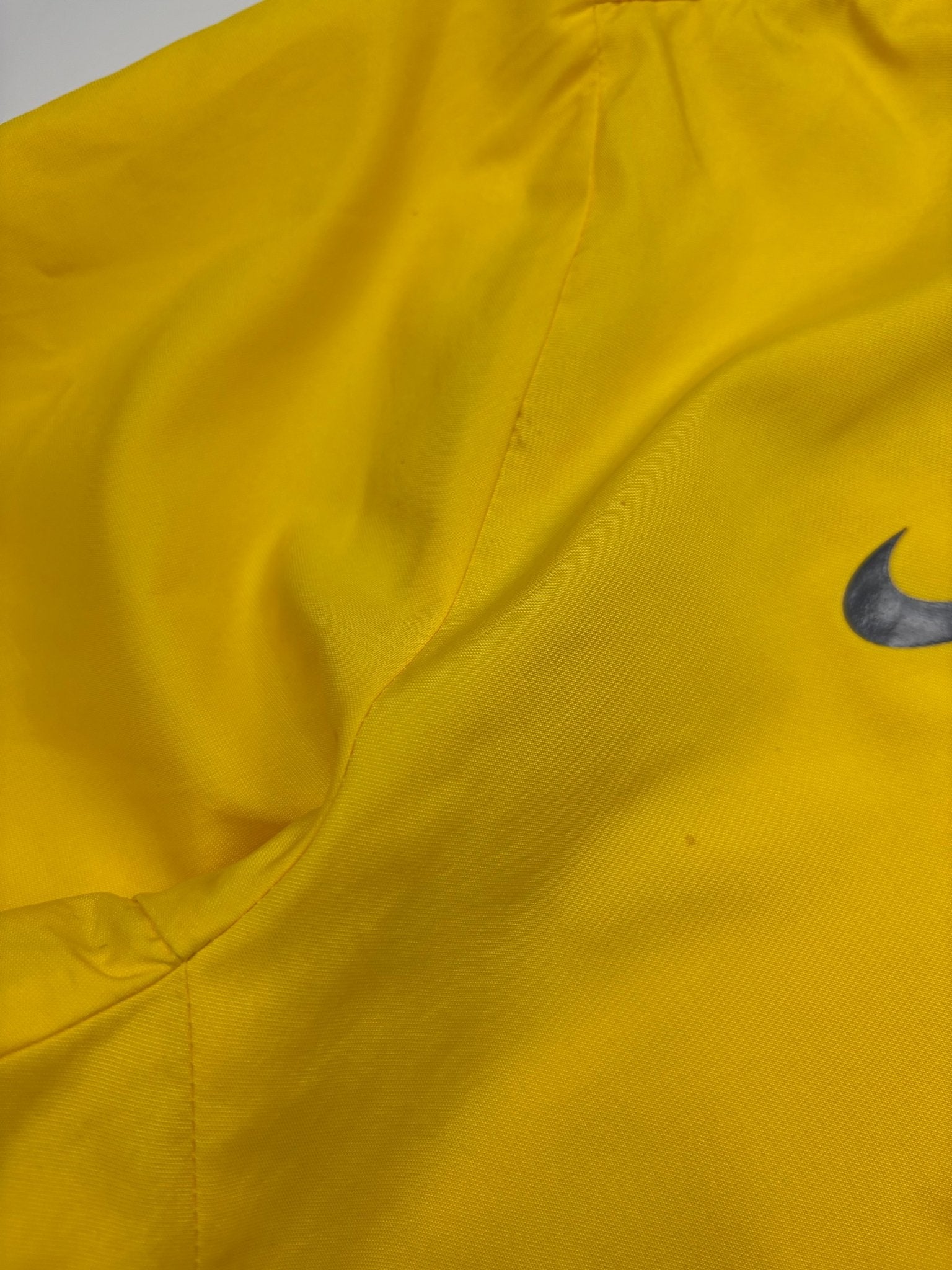 Nike Barcelona Crest Vintage Tracksuit – Gelb/Navy (S) - PKeyVintage