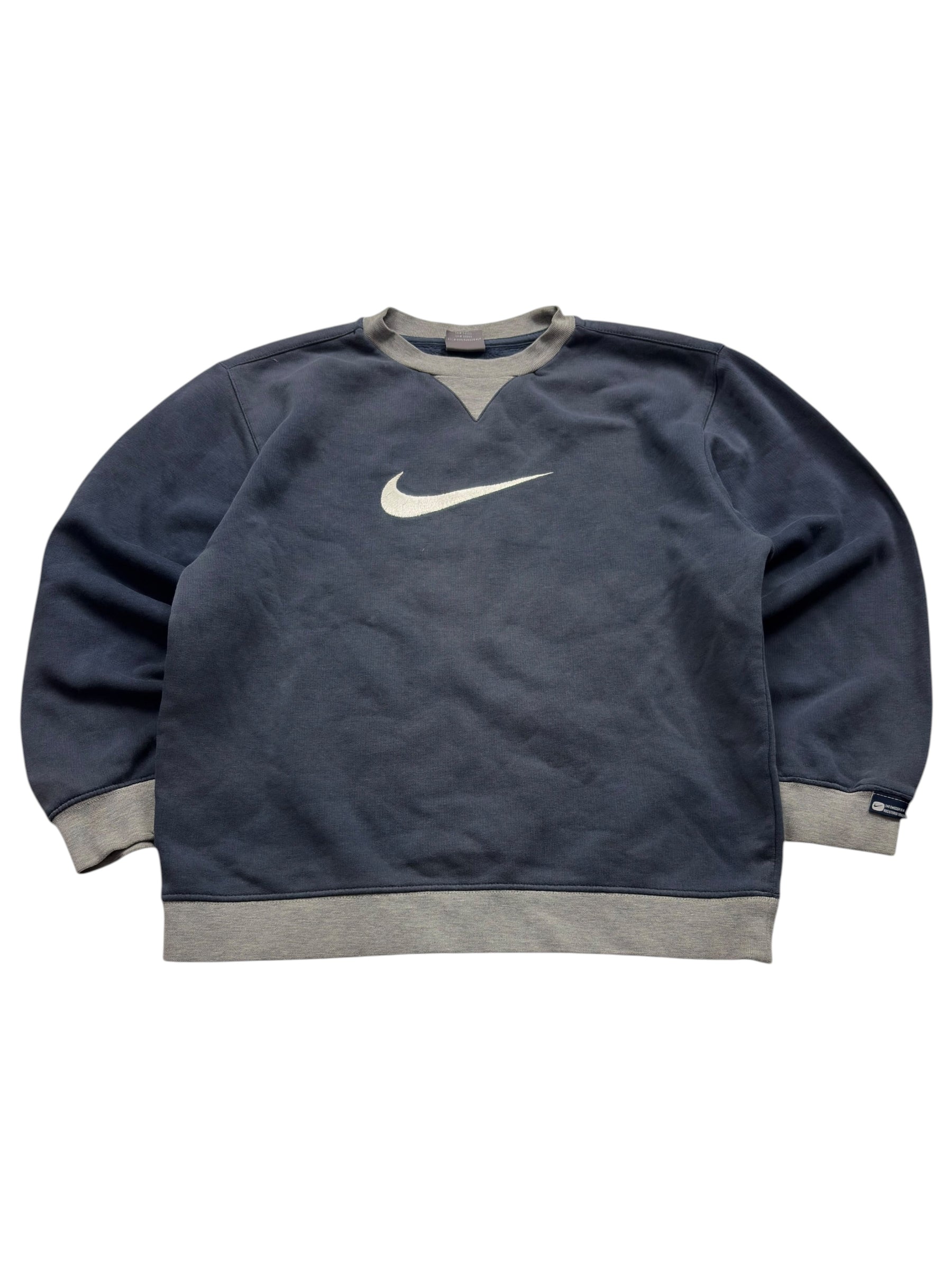 Nike Big Swoosh Vintage Sweater in Navy und Grau, Vorderansicht