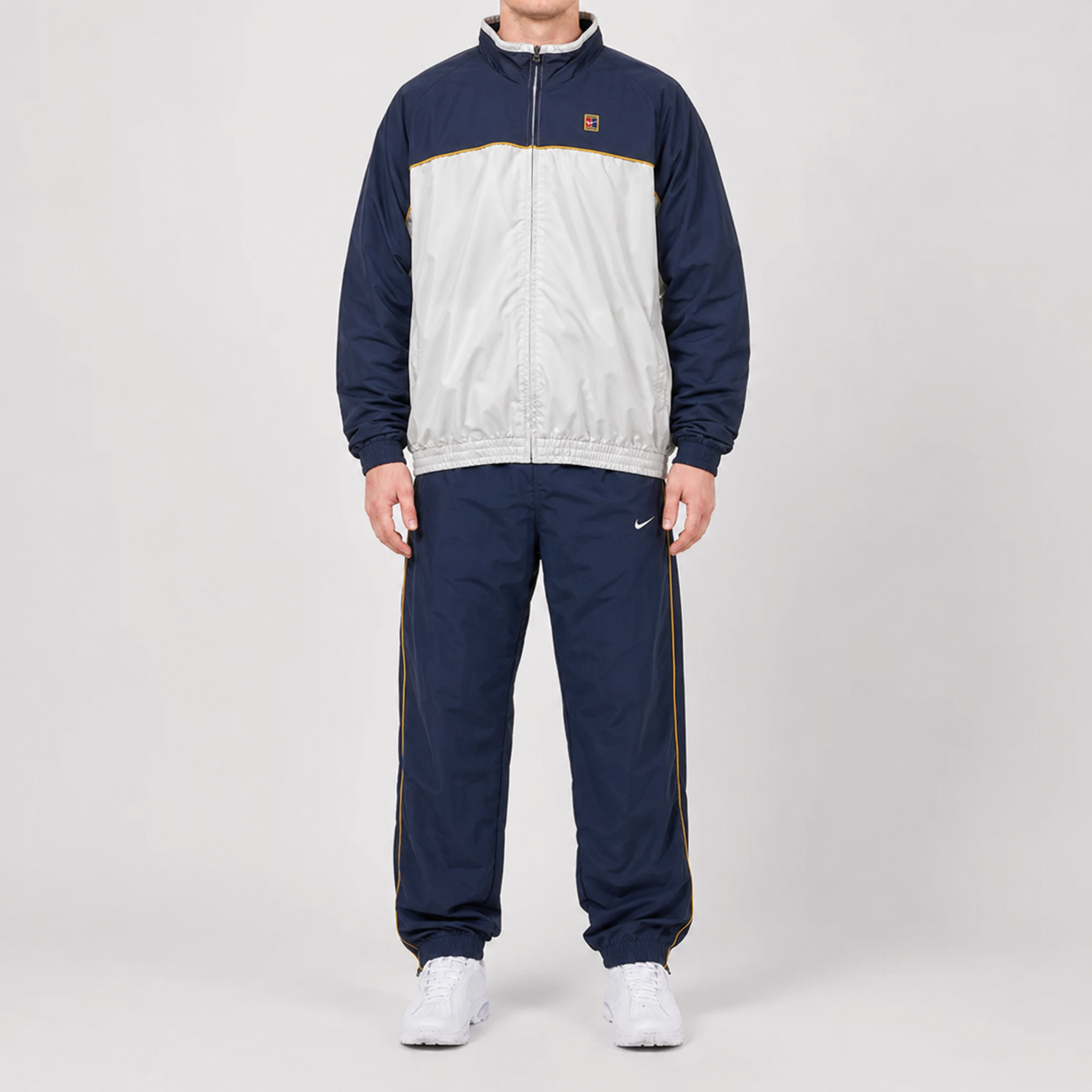 Nike Block Patch Vintage Tracksuit – Navy/Weiß (M)
