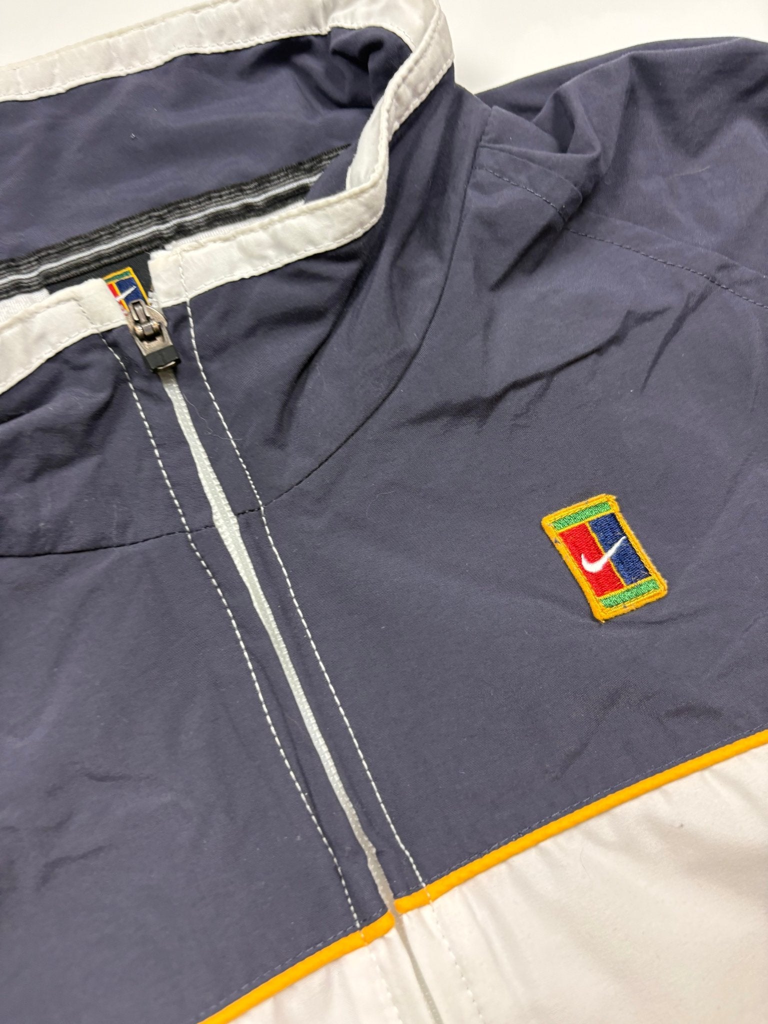 Nike Block Patch Vintage Tracksuit – Navy/Weiß (M) - PKeyVintage