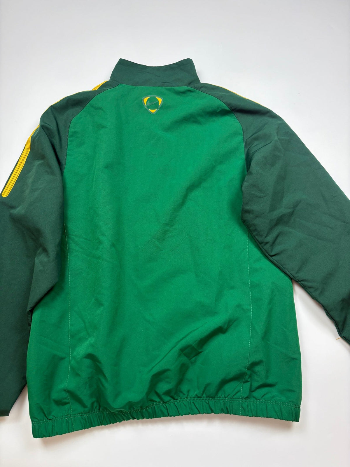 Nike Brasil CBF Vintage Trackjacket in Grün/Gelb – Rückansicht