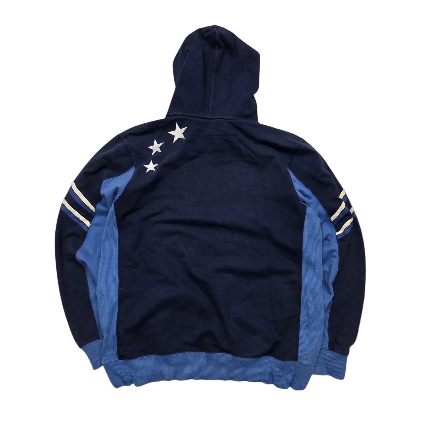 Nike Cortez Hoodie Rückansicht mit drei weißen Sternen und blauen Seiteneinsätzen