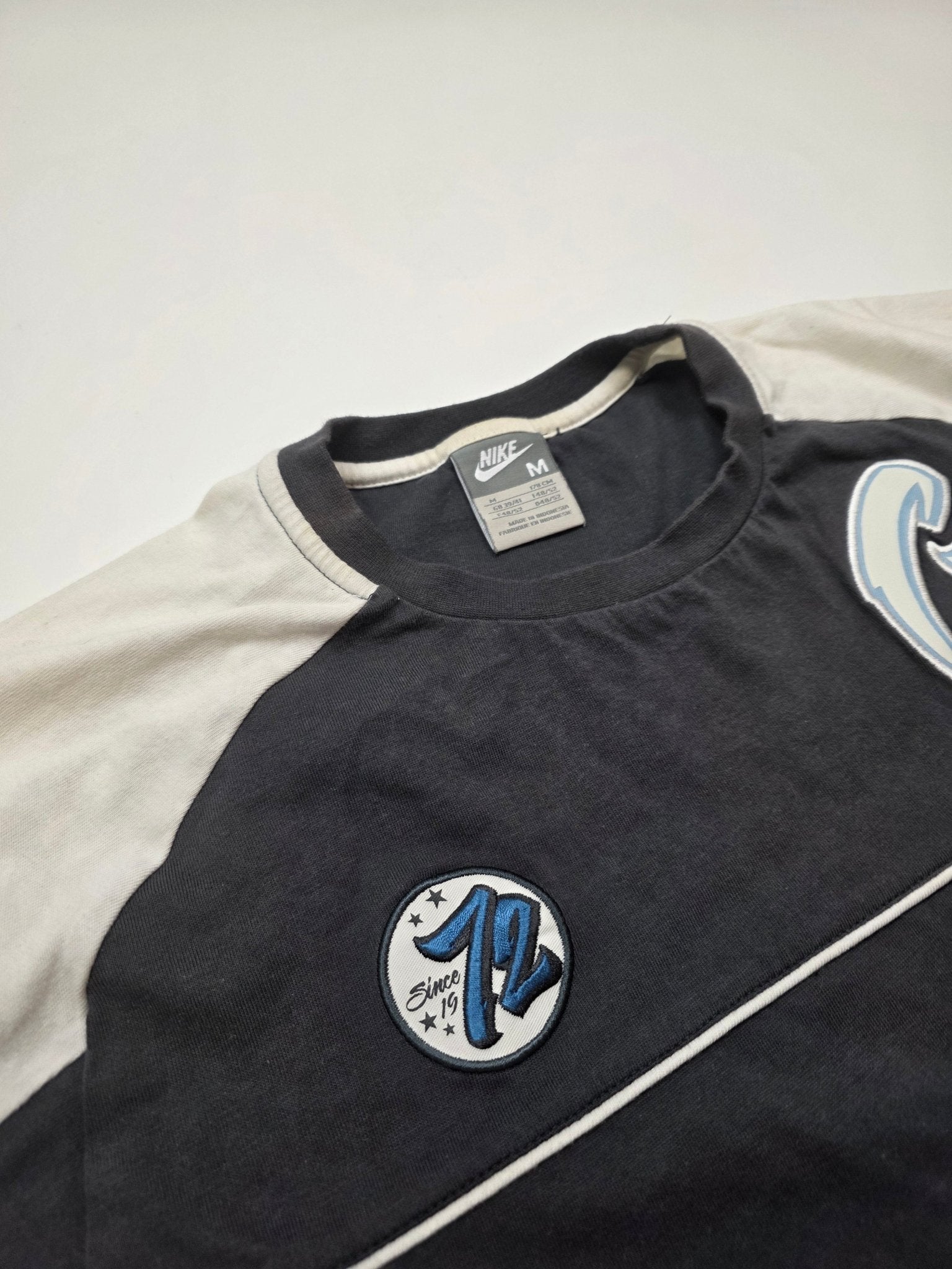 Nike Cortez Shirt - Schwarz/Beige (M) - PKeyVintage