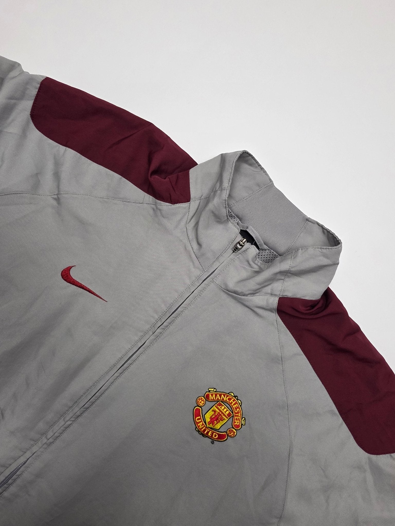 Nike Manchester United Trackjacket - Grau/Bordeaux (L) - PKeyVintage