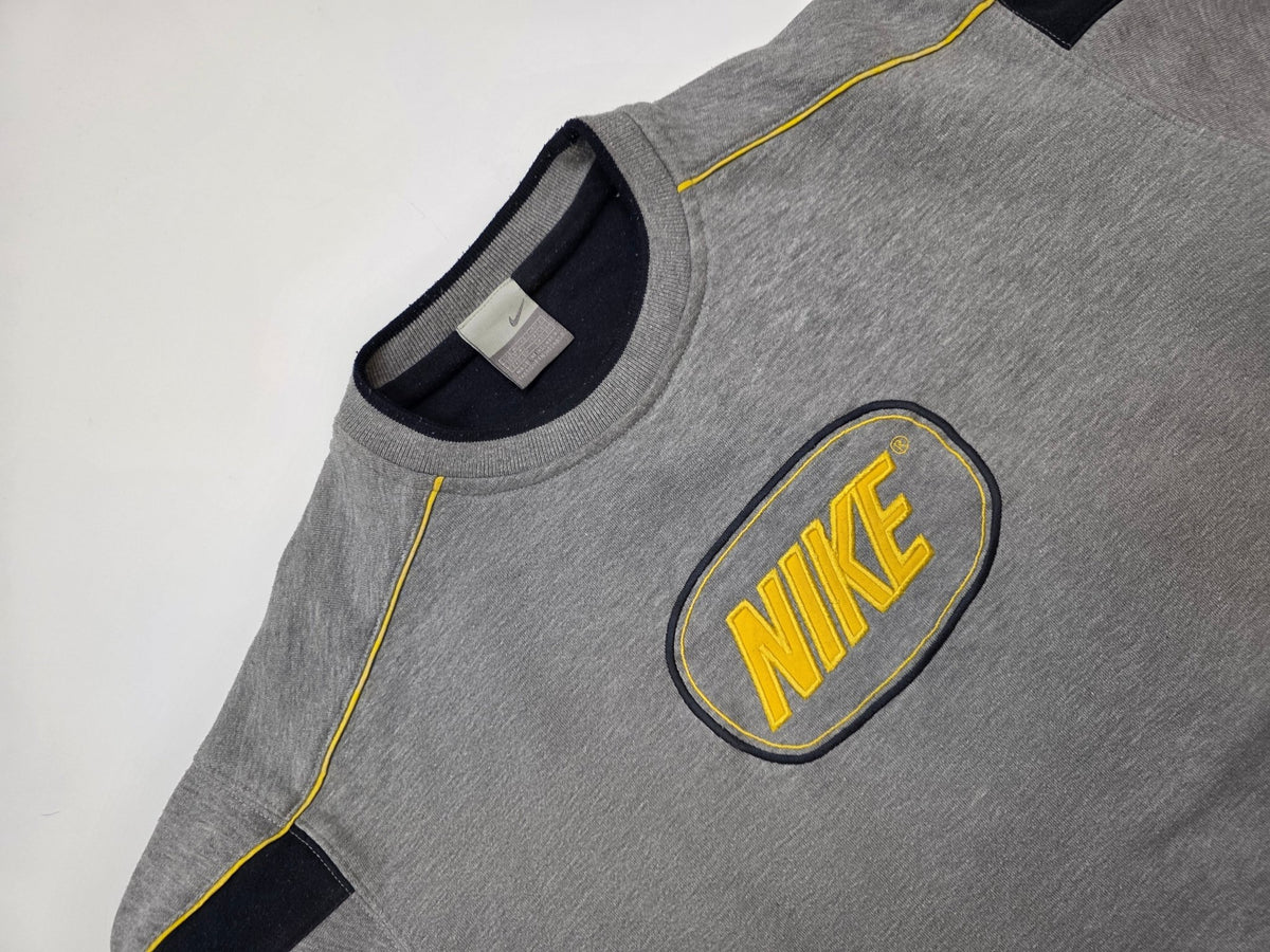 Nike Sweater - Grau/Schwarz/Gelb (M) - PKeyVintage