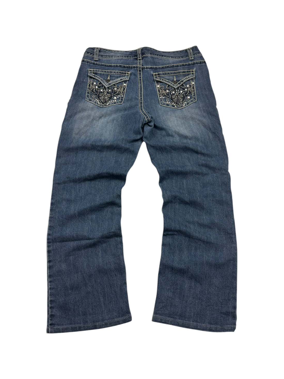  Nine West Bootcut Jeans Größe 29 – Rückansicht mit bestickten Flap-Pockets und dunkler Zierstickerei