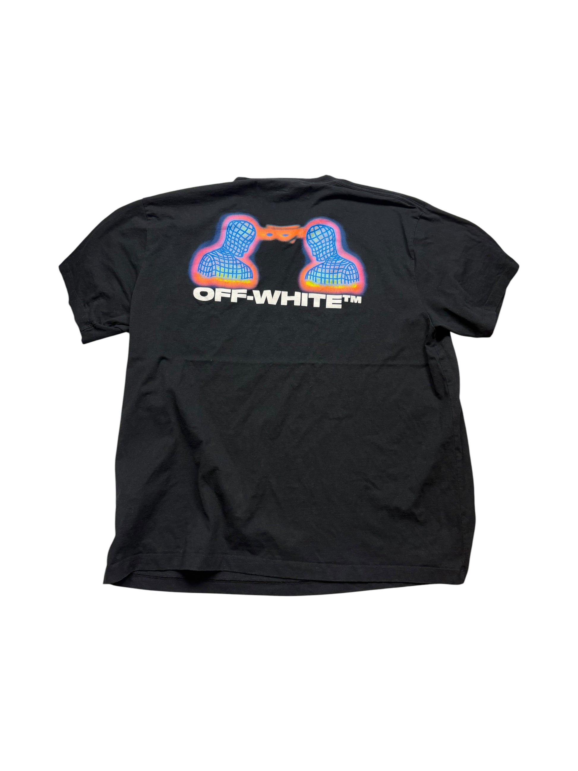 Großer Off-White Backprint auf schwarzem Graphic T-Shirt