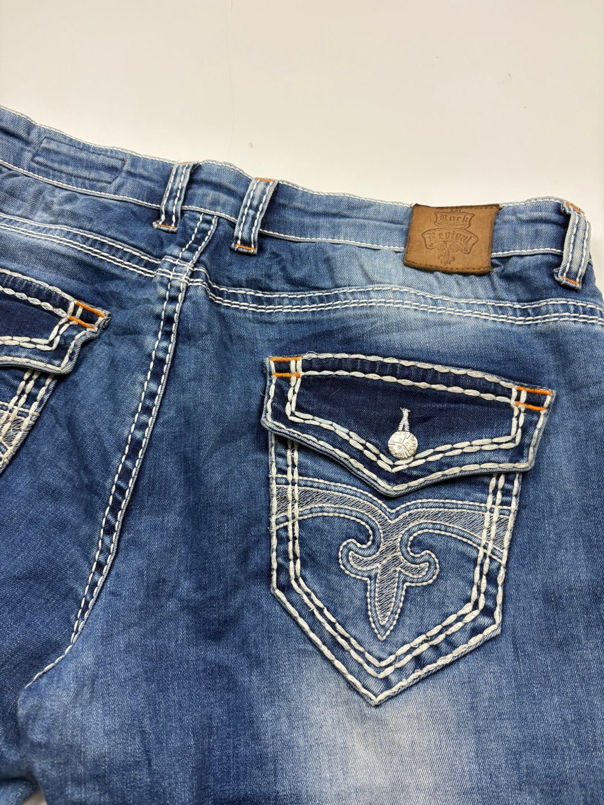 Rock Revival Lilien Vintage Baggy Jeans in Blau – Detailansicht