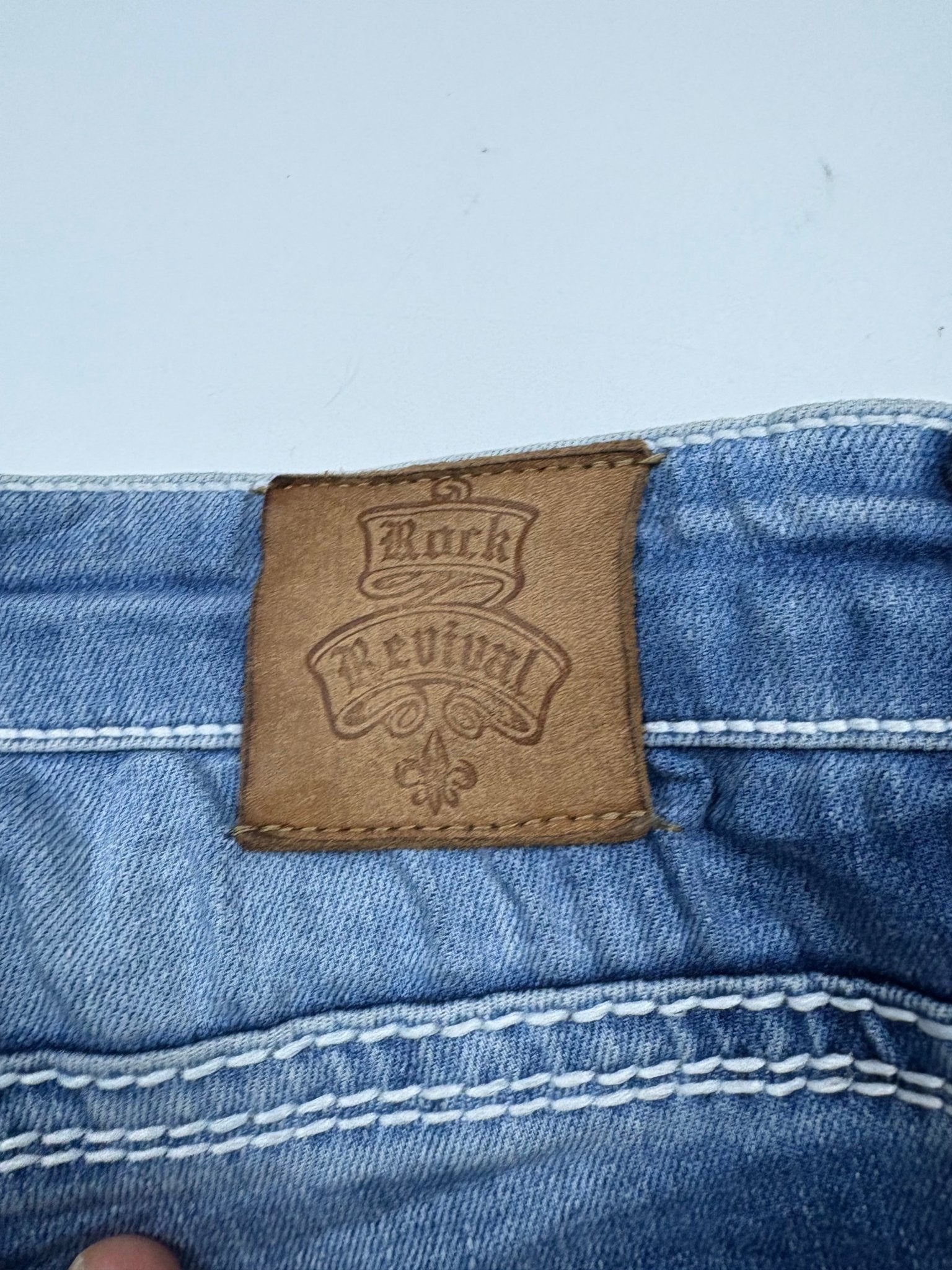 Rock Revival Fleur - de - Lis Vintage Baggy Jeans – Blue Wash (XL) - PKeyVintage