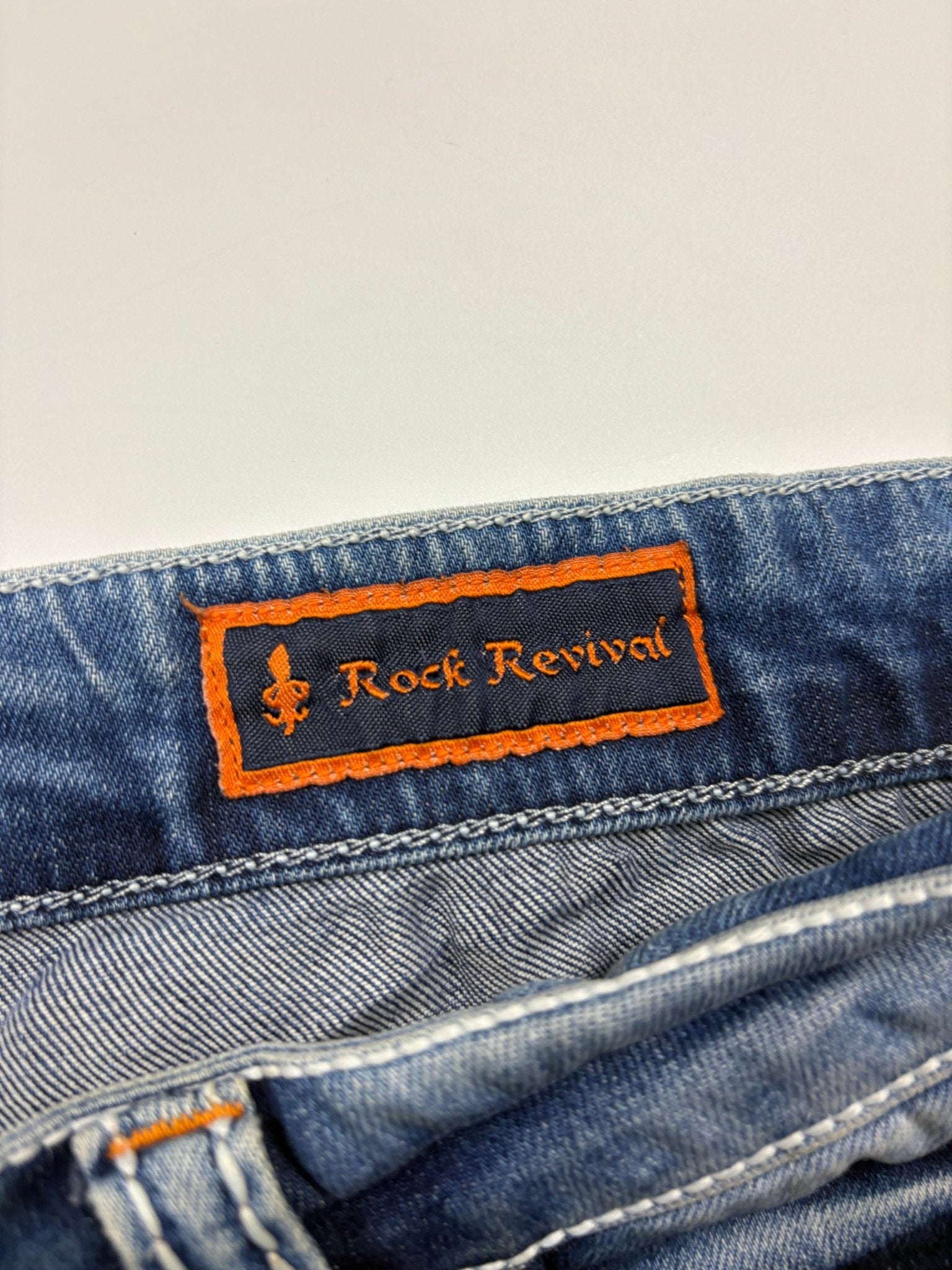 Rock Revival Fleur - de - Lis Vintage Baggy Jeans – Blue Wash (XL) - PKeyVintage