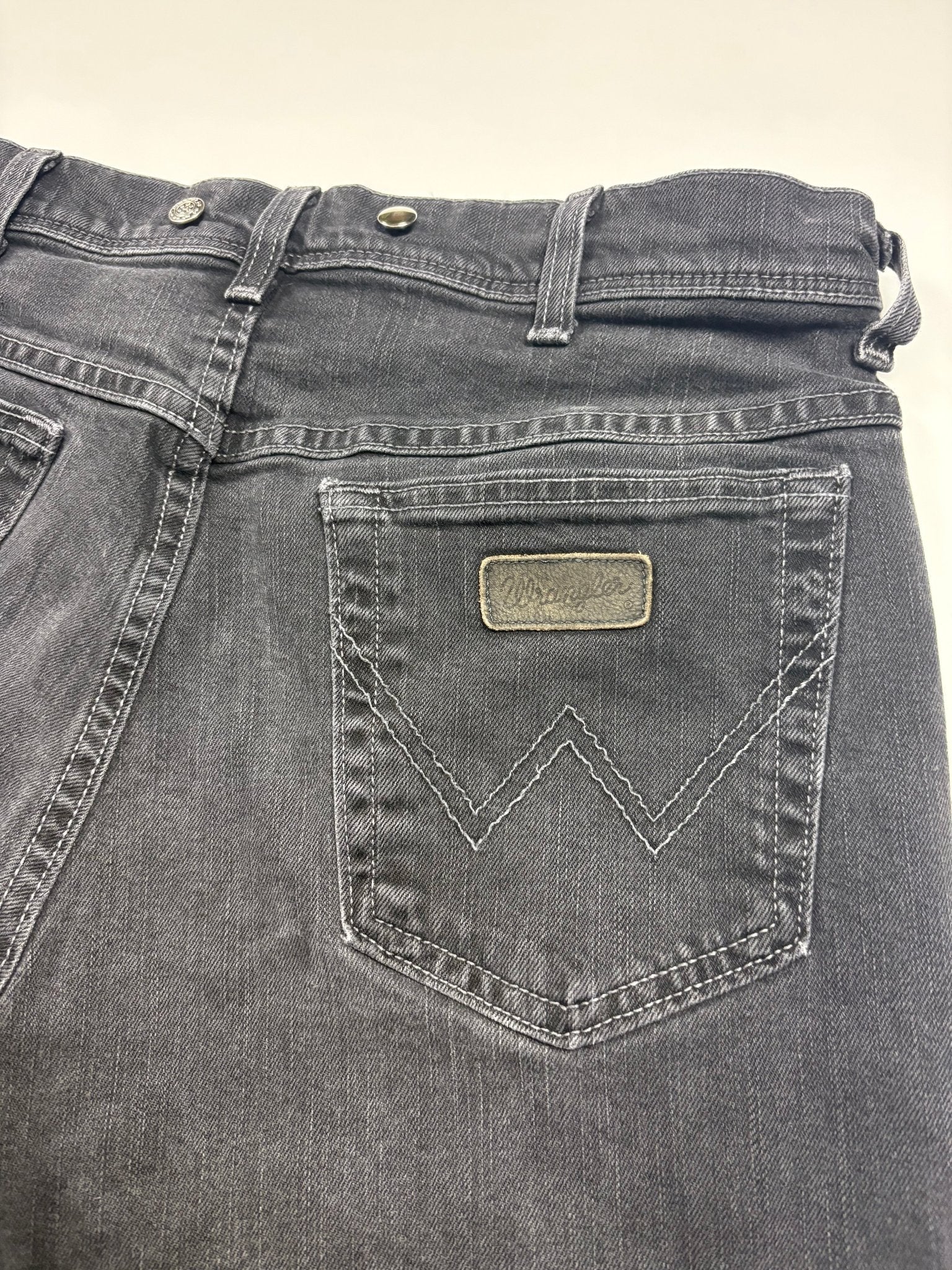 Wrangler Texas Stretch W - Naht Vintage Jeans – Washed Black (W36/L30) - PKeyVintage