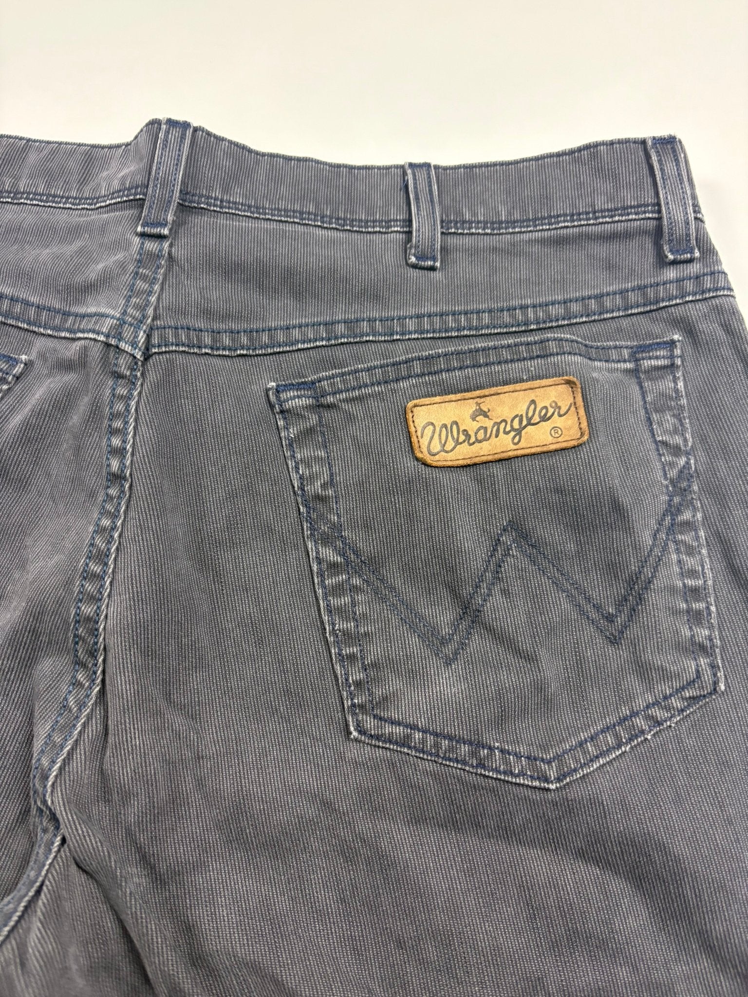 Wrangler W - Naht Vintage Jeans – Anthrazit (W36/L30) - PKeyVintage